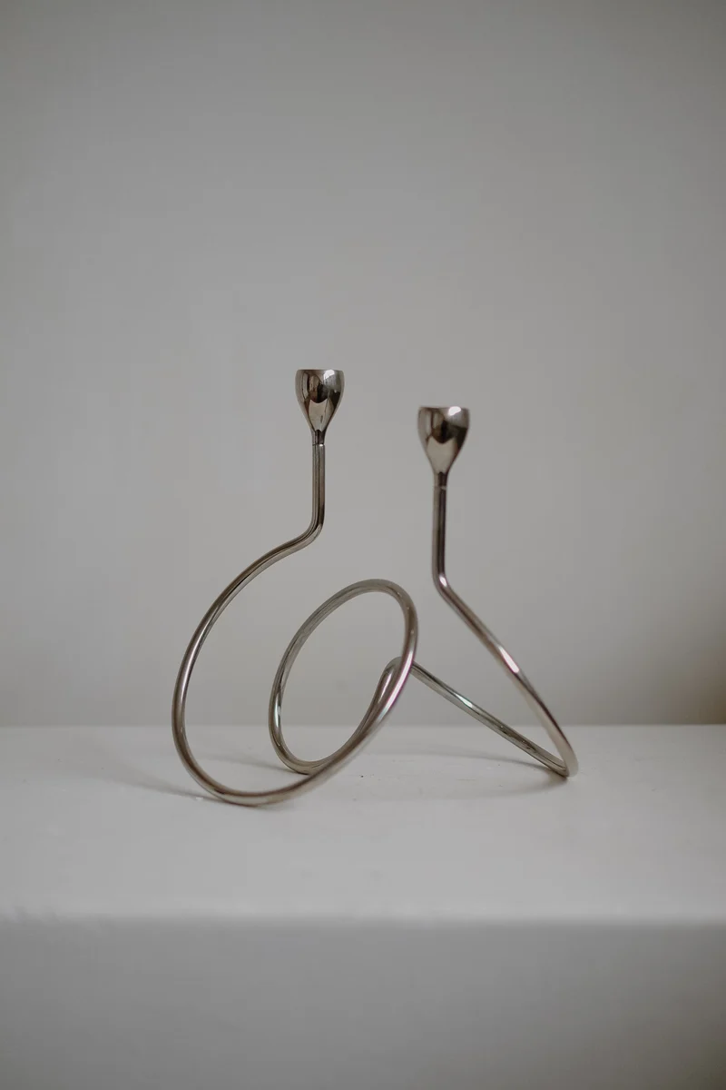 "Loop" Candle Holder