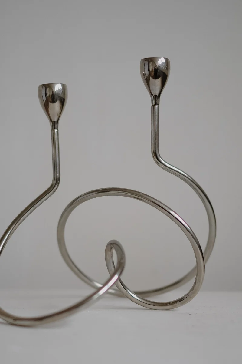 "Loop" Candle Holder