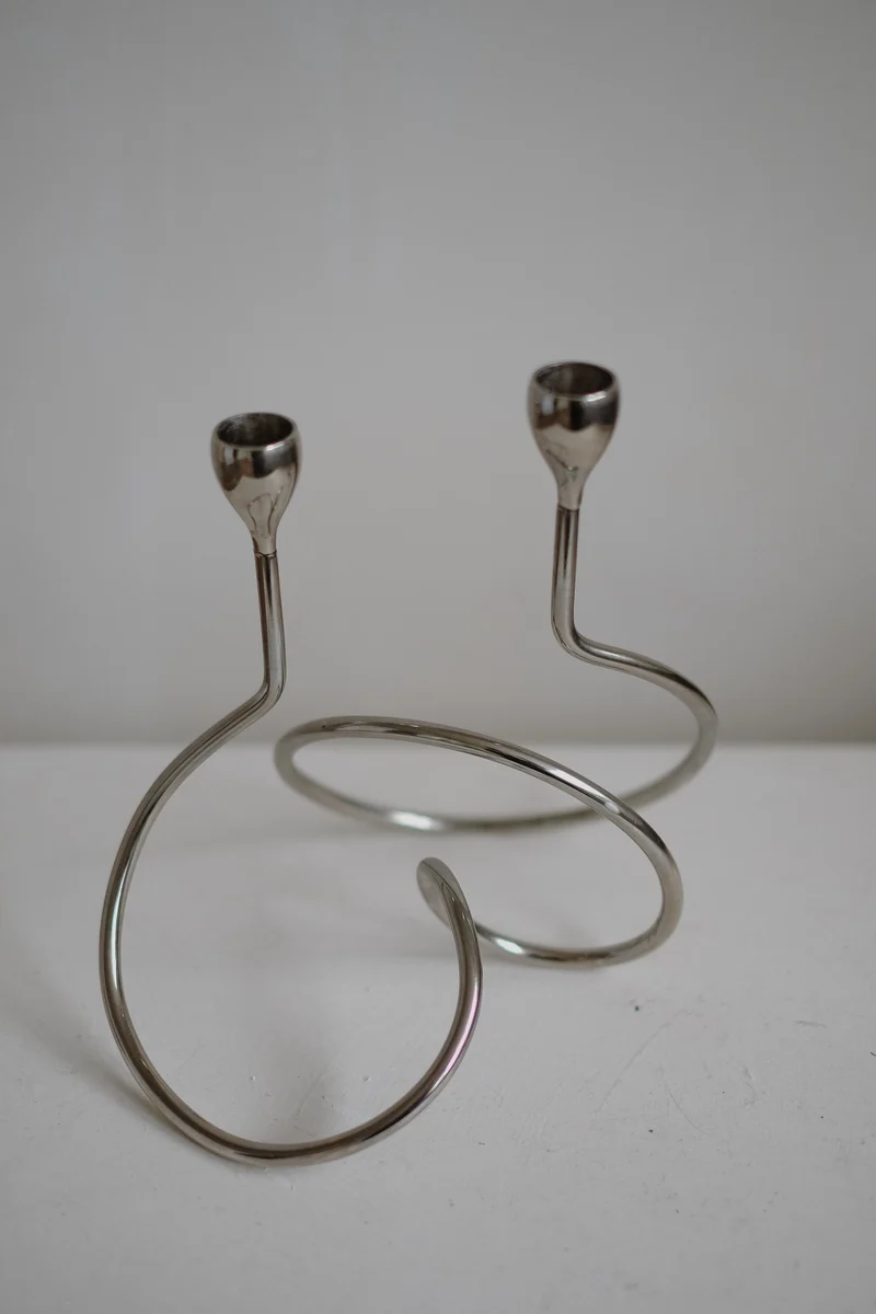 "Loop" Candle Holder