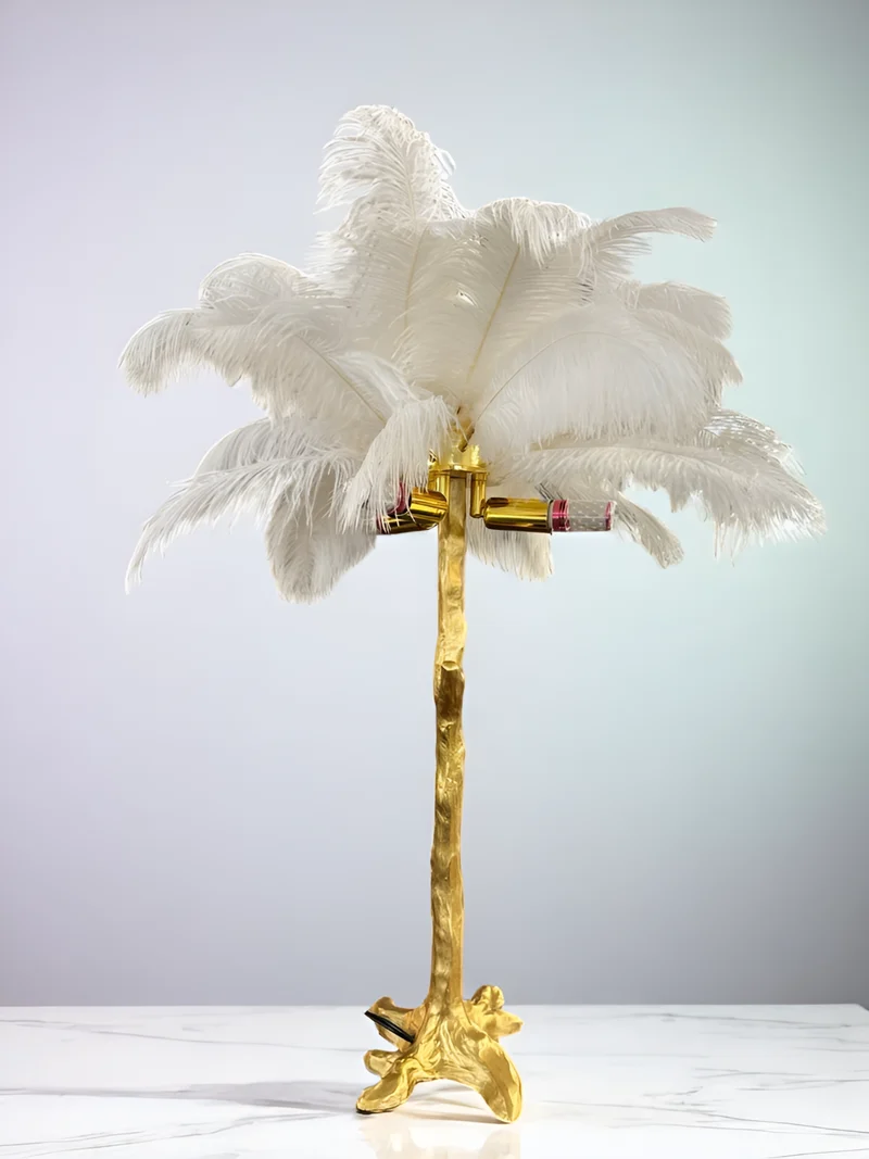 Golden Palm Feather Table Lamp