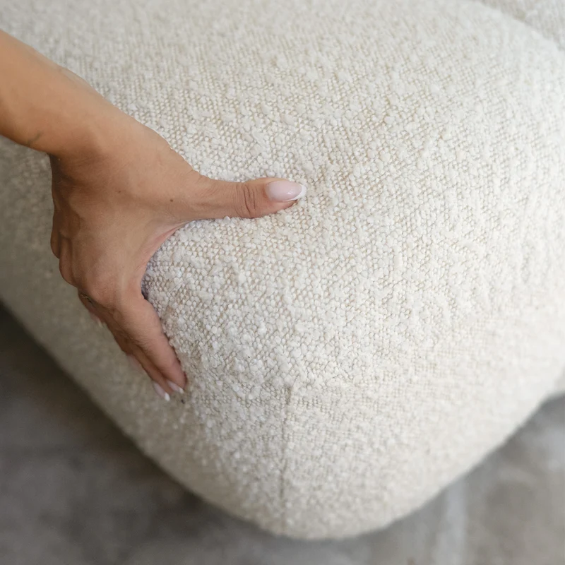 Fauteuil Teddy en tissu bouclé blanc