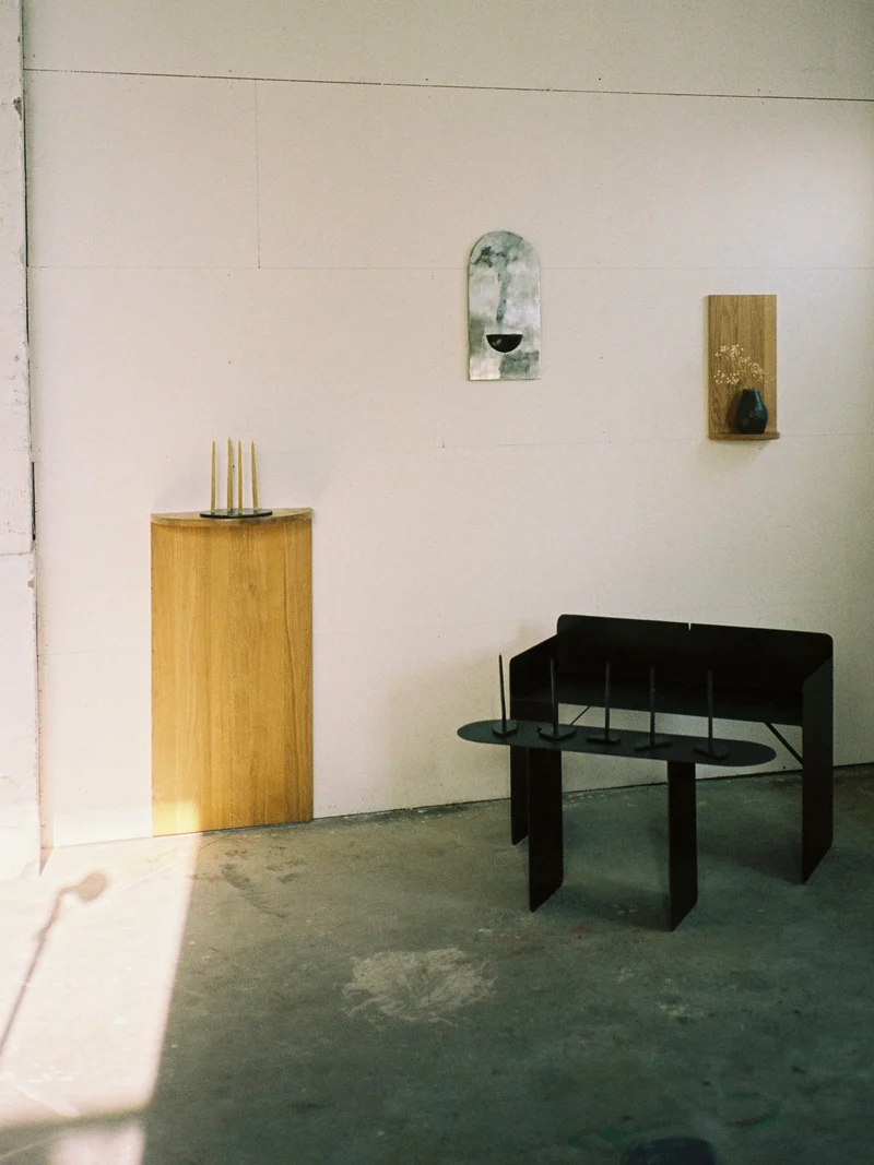 The Megaron - Minimalist Shelf in Wood - Small