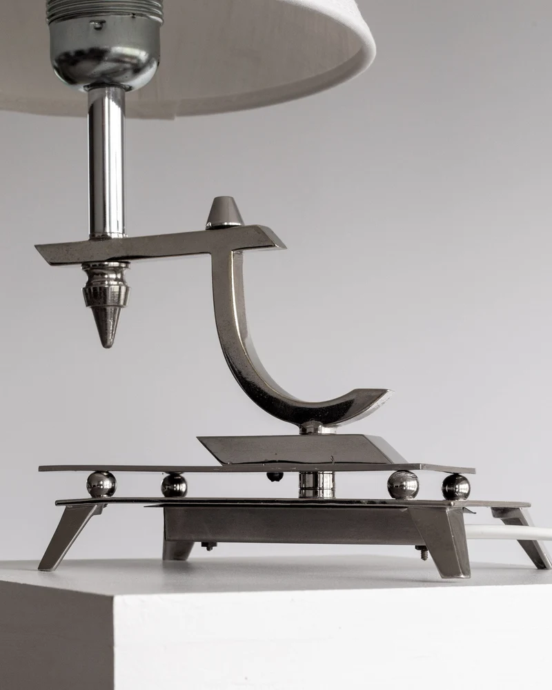 Vintage Sculptural Chrome Art Deco Table Lamp, 1930s