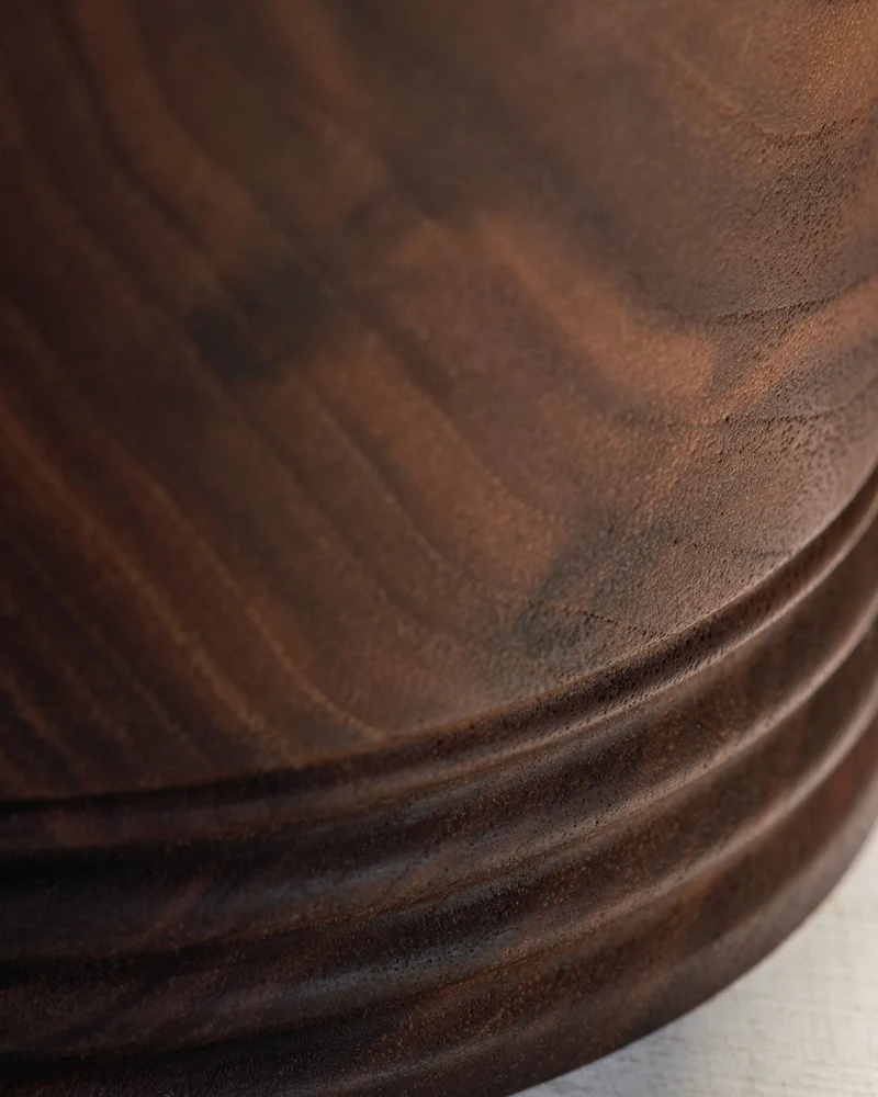 'Plum Charm' Table Lamp