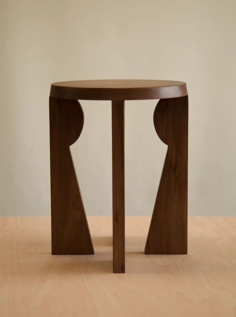 Figure Side Table 04