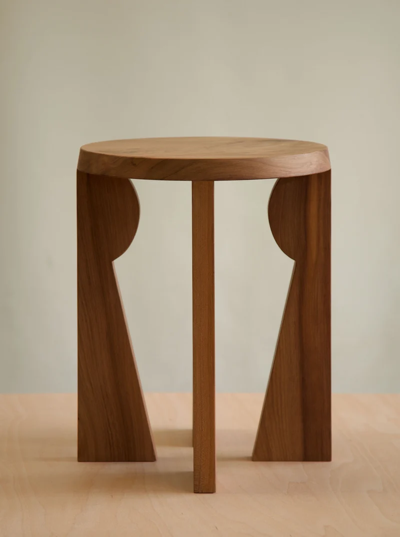 Figure Side Table 04