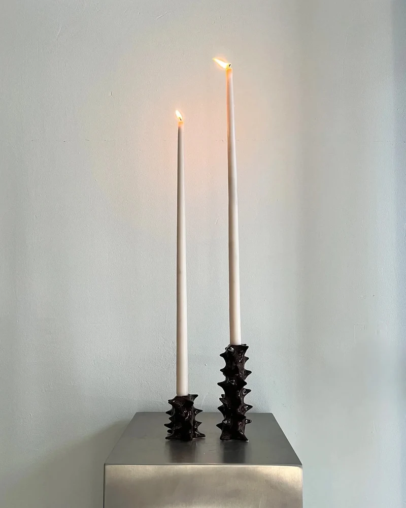 Pair of ceramic candle holders chocolate