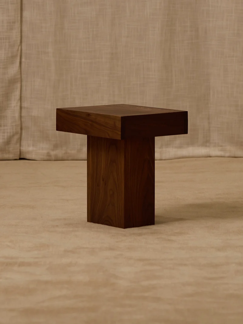 Jura Pedestal