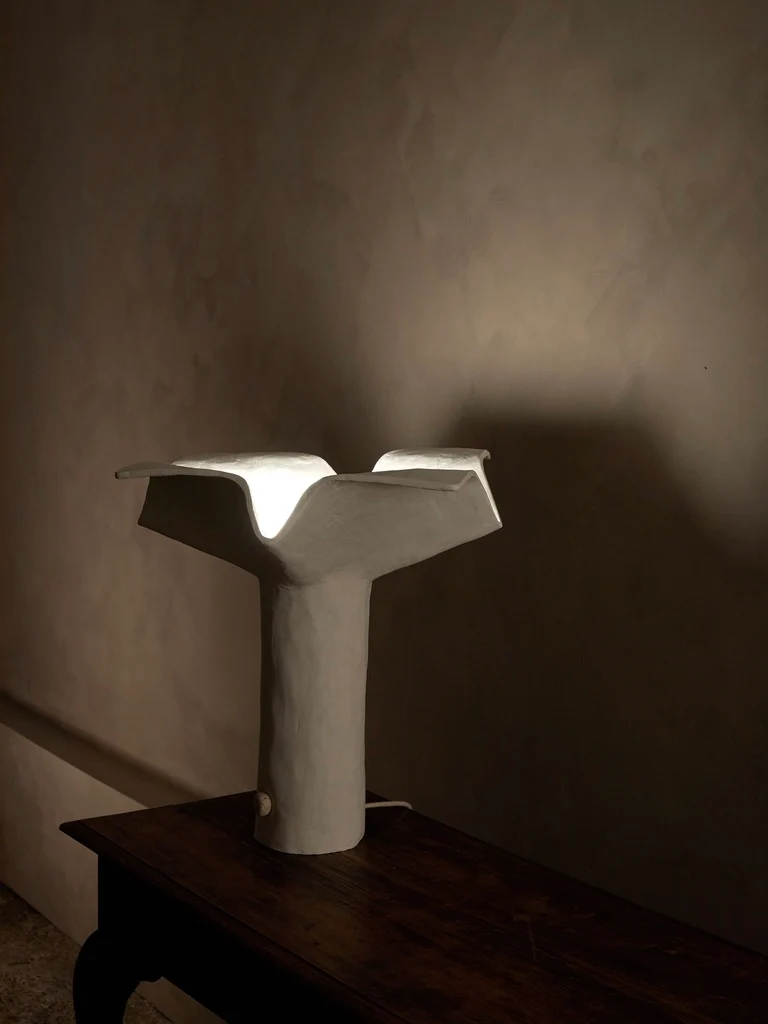 'La Fleur' Plaster Table Lamp