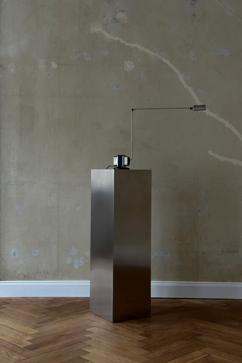 'NOSTALGIA' stainless steel pedestal