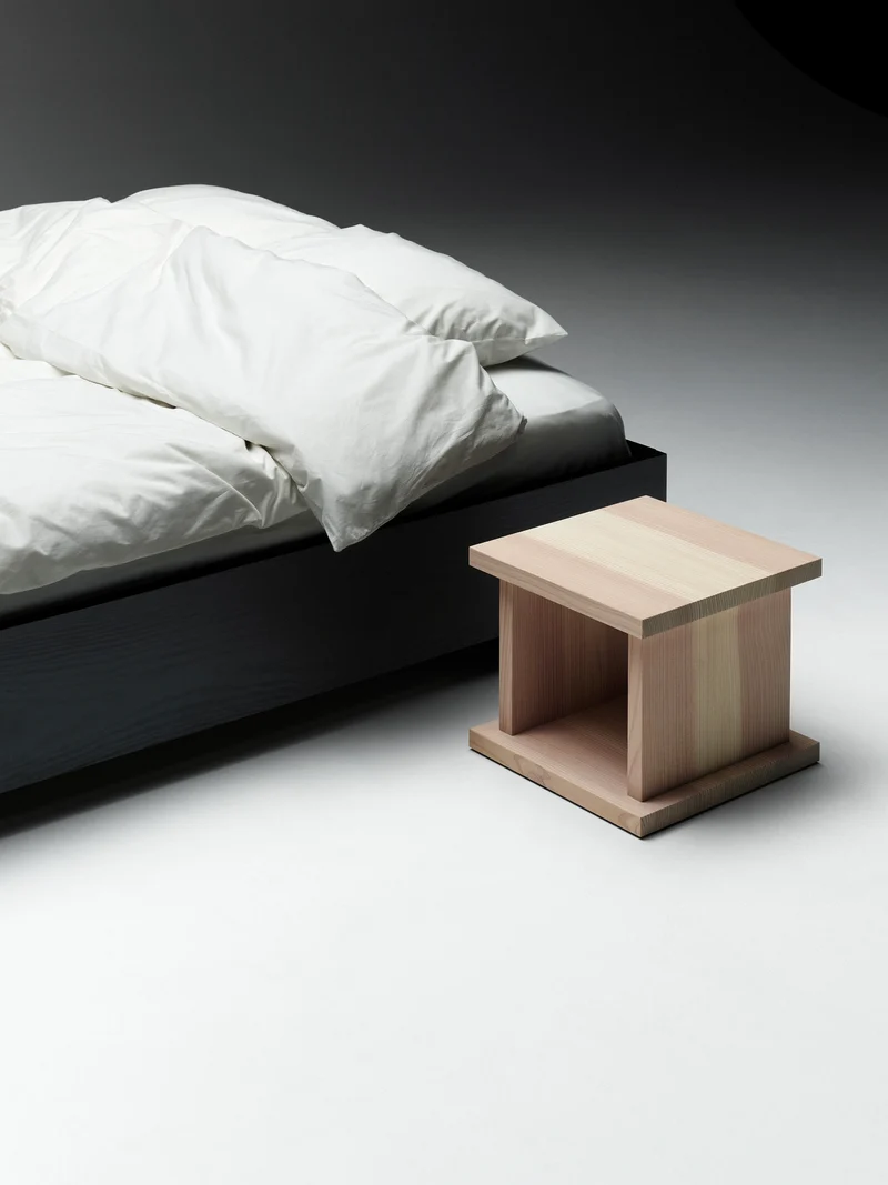 The Floating Bed - Black