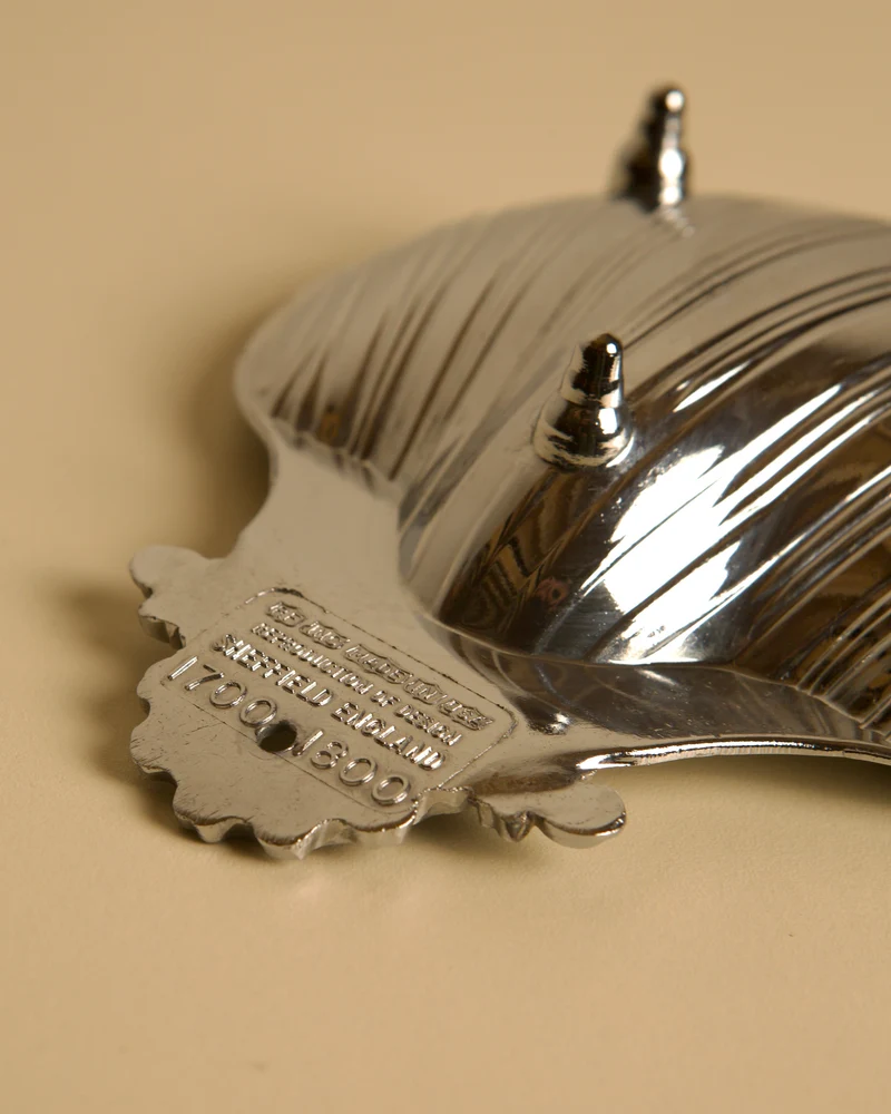 American shell-shaped trinket dish in silver-plated metal 80's