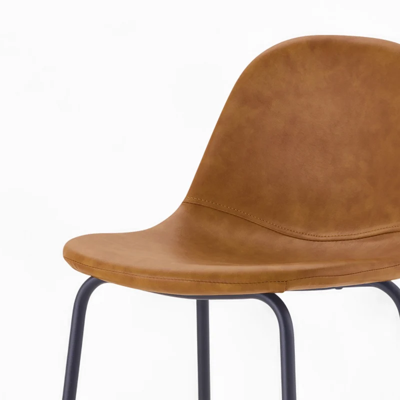 Pack 4 chaises pour îlot central Henrik camel et grises/noires 65 cm