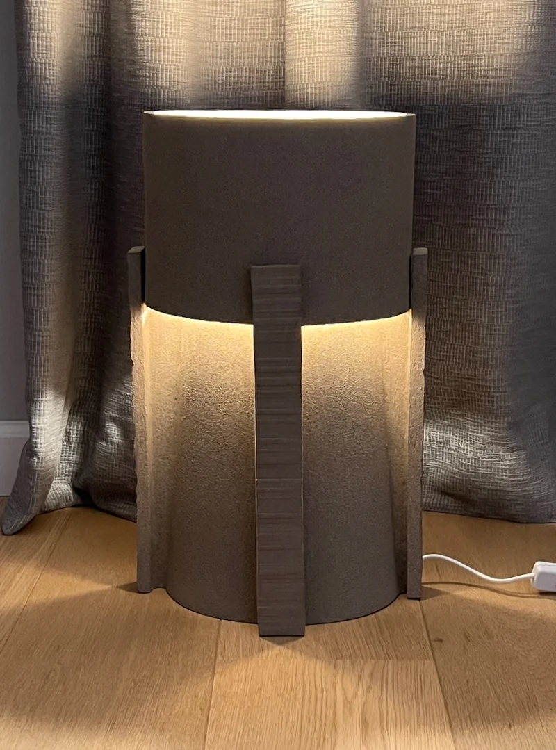 "The Hold" Table Lamp in Ceramic