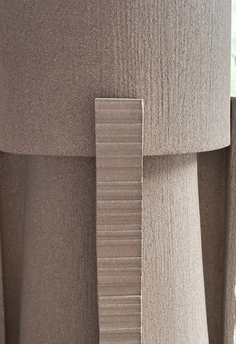 "The Hold" Table Lamp in Ceramic