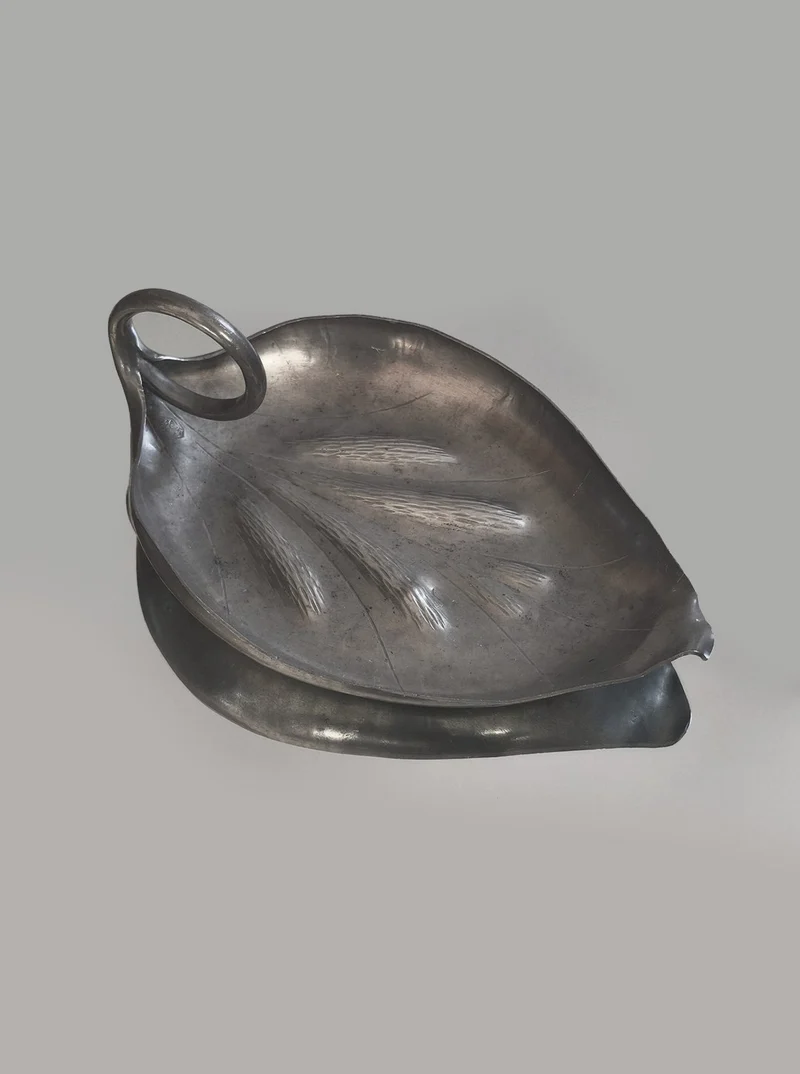 Large pewter Leaf Vide Poche