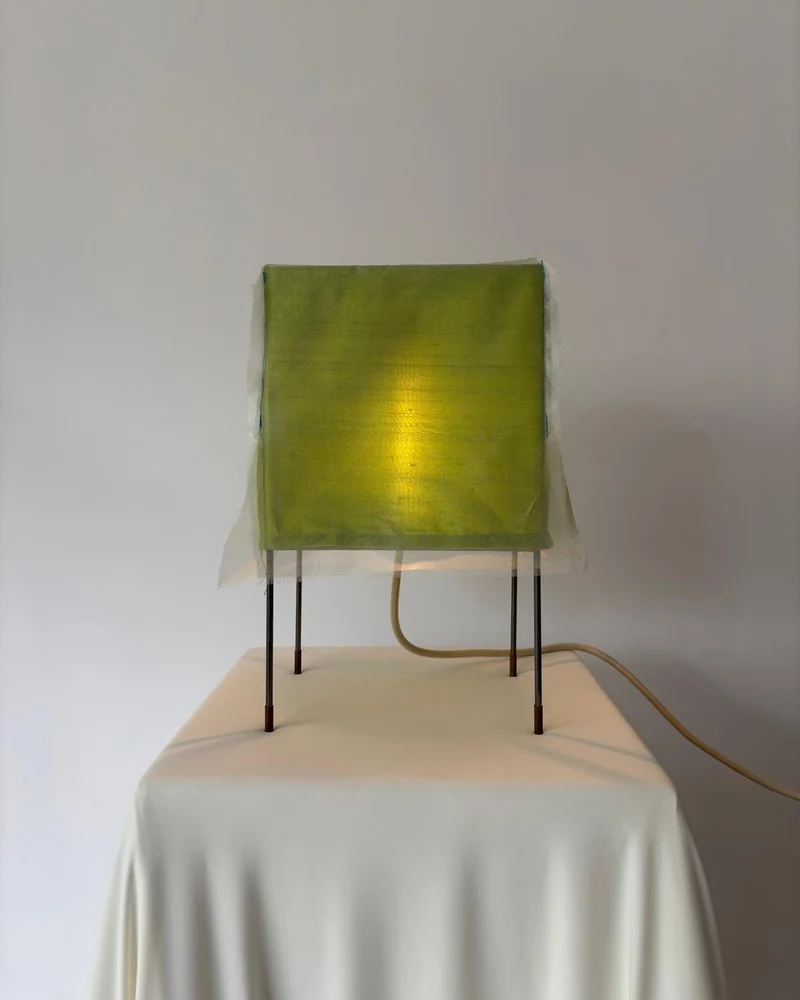 Suave 5.6 Table Lamp