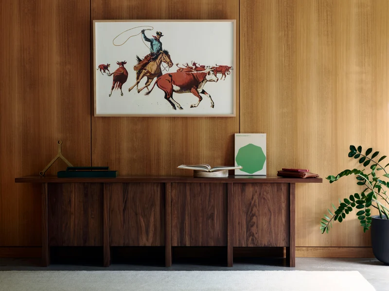 Edda Credenza
