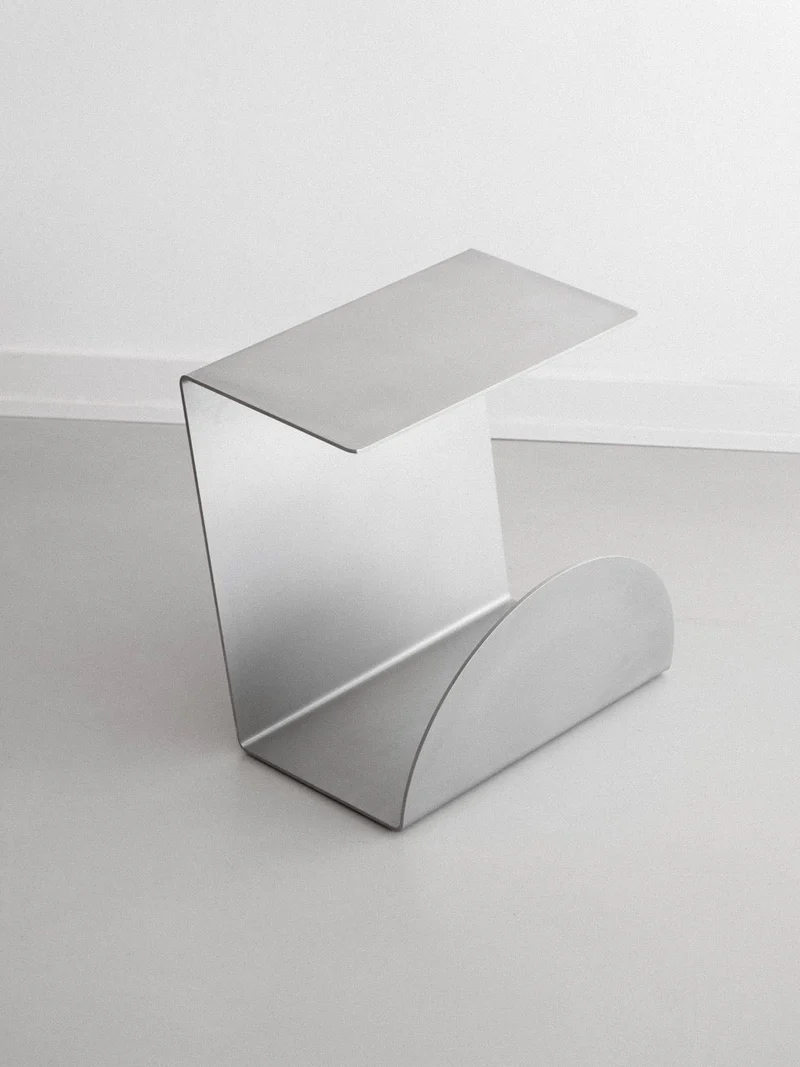 Side Table - 1.0 - Stainless Steel