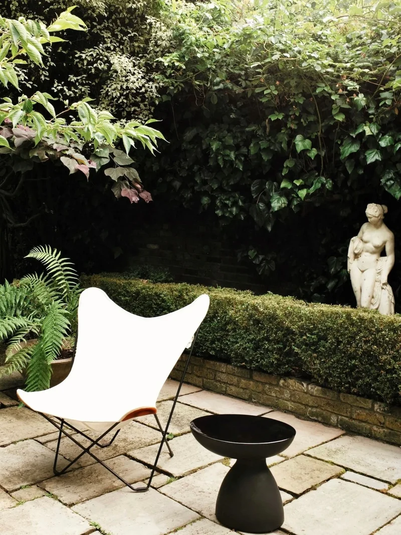 "Cleo" Ceramic Side Table
