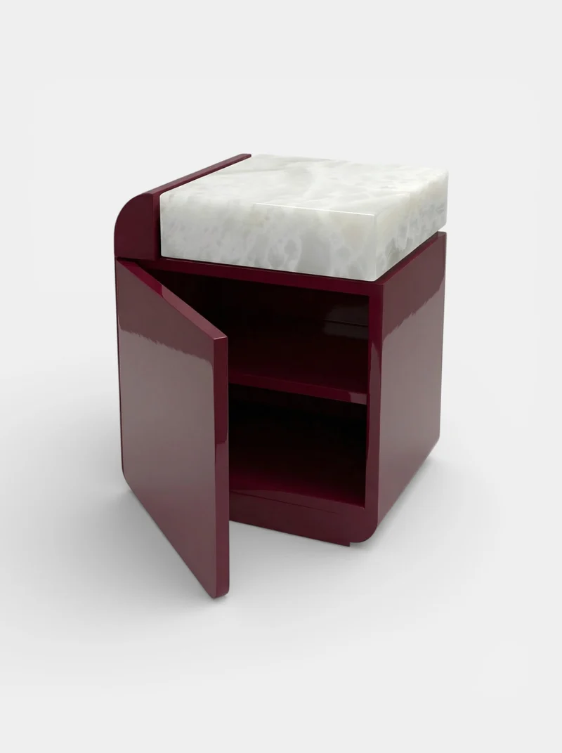 "Amo" Bordeaux and White Onyx Table