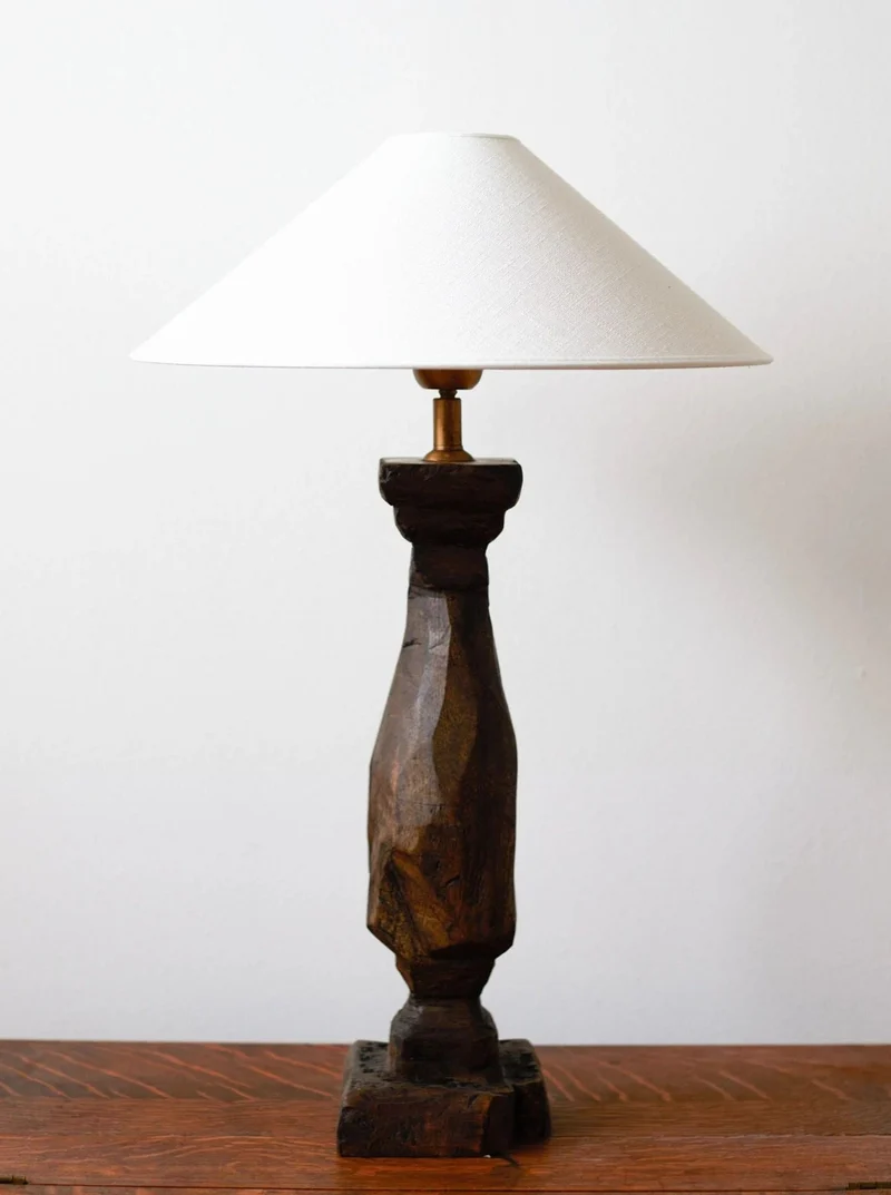 Vintage Handcarved Table Lamp 01