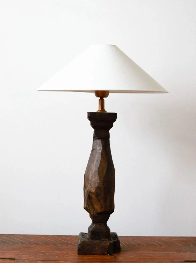 Vintage Handcarved Table Lamp 01