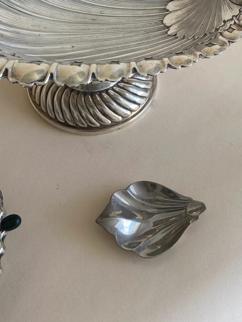 Set 5 Vintage Chrome Leaf Trays