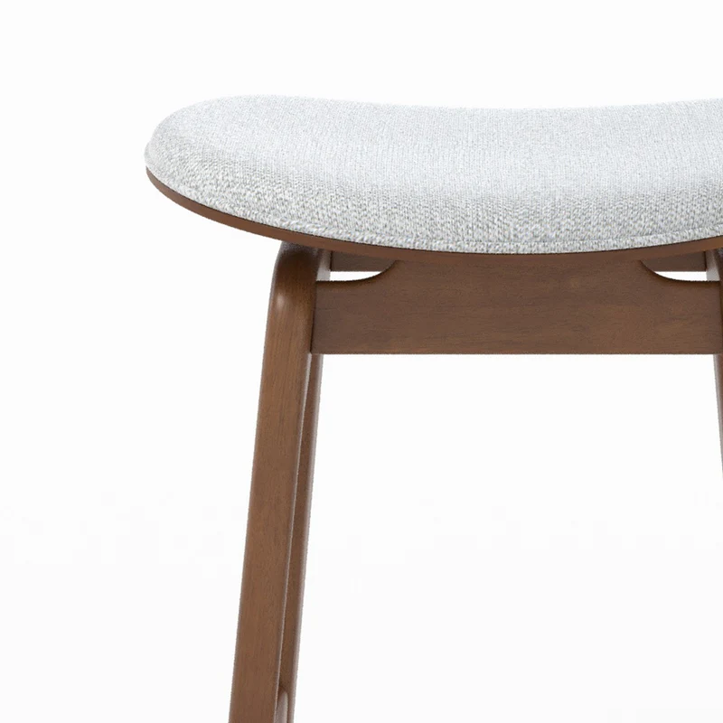 Tabouret pour îlot central Jude 65,5 cm en bois foncé et tissu gris clair (lot de 2)
