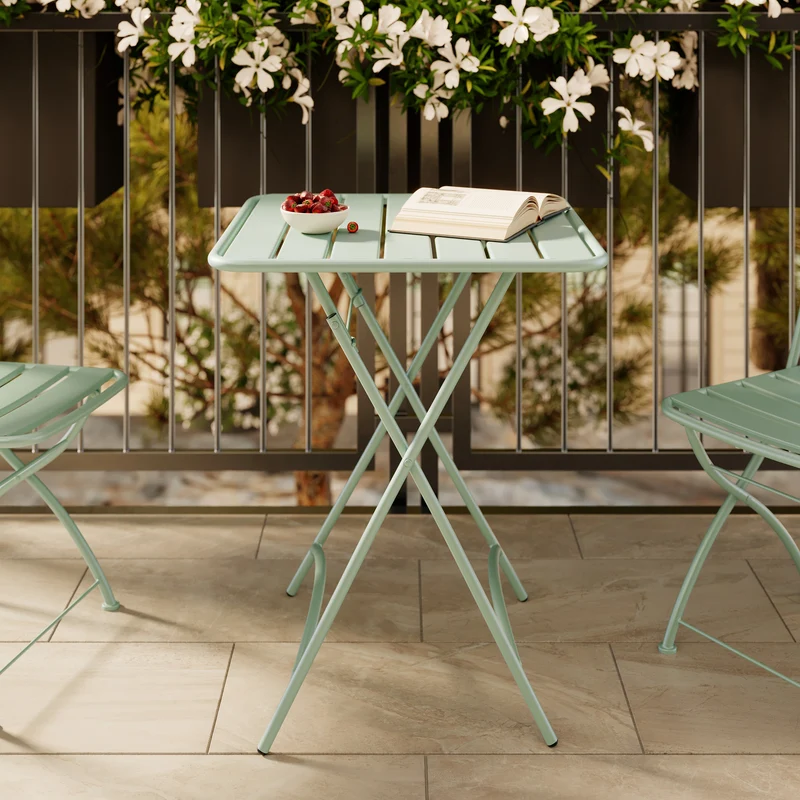 Table de jardin Yumi pliante en métal vert clair 2 personnes