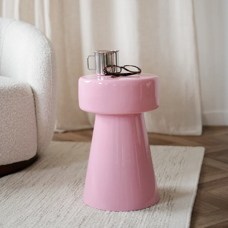 Table d'appoint Athéna en métal rose D30 cm