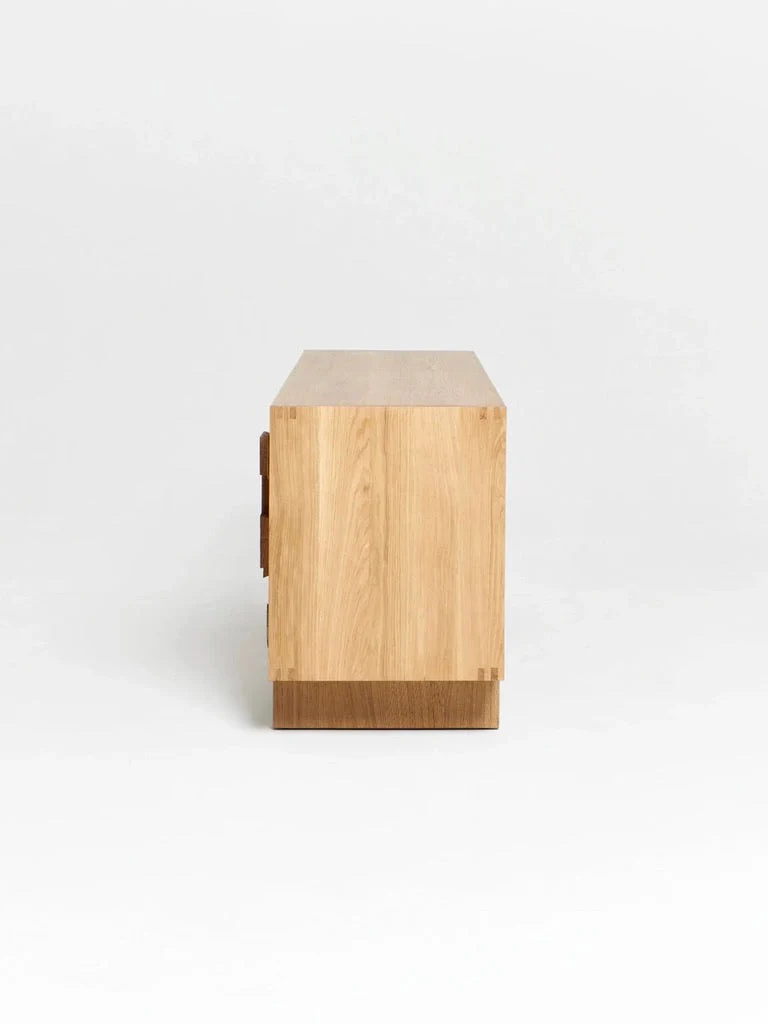 "Douro" Cabinet in Oak