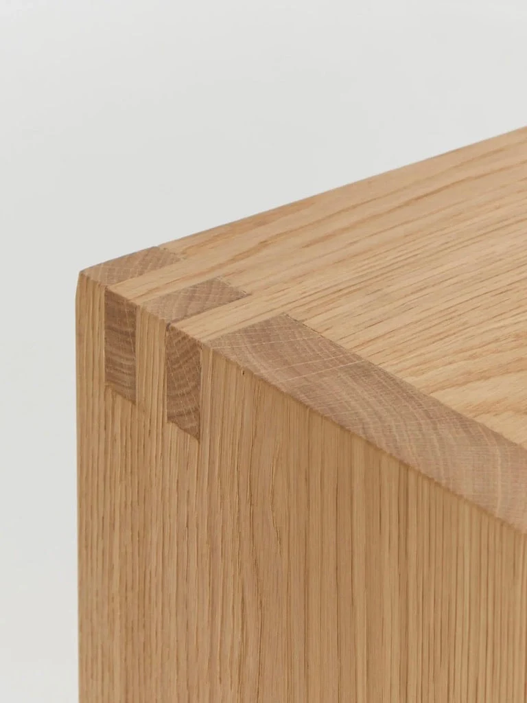 "Douro" Cabinet in Oak