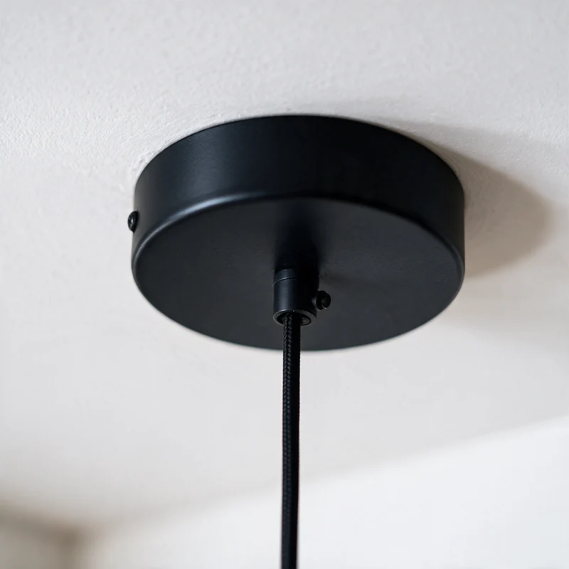 Suspension Milano en papier noir D71 cm