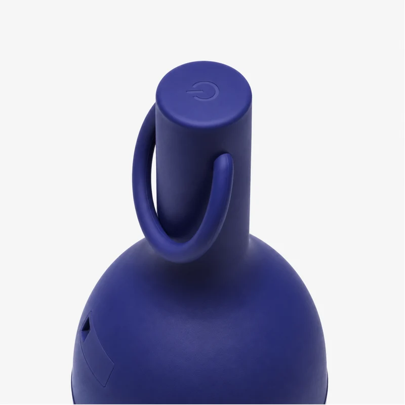 Lampe nomade Elo en plastique bleu