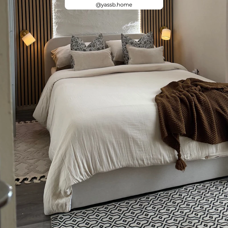 Lit double Tilly avec coffre 140x190 cm en tissu gris/beige