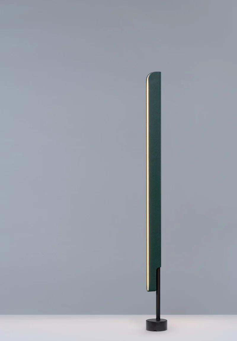 Lampadaire Vertical Cuir