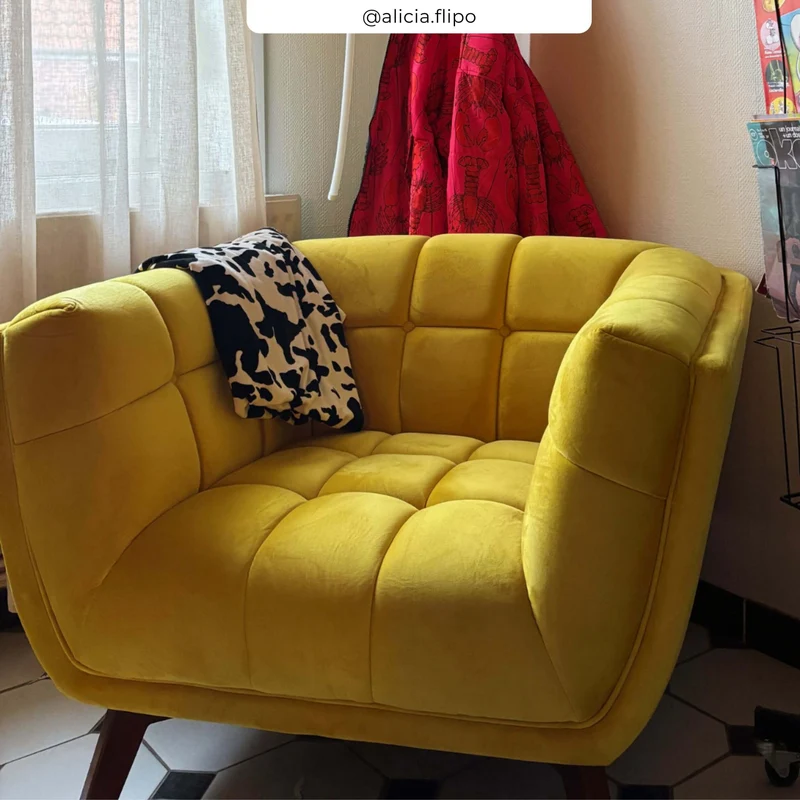 Fauteuil Mona en velours jaune