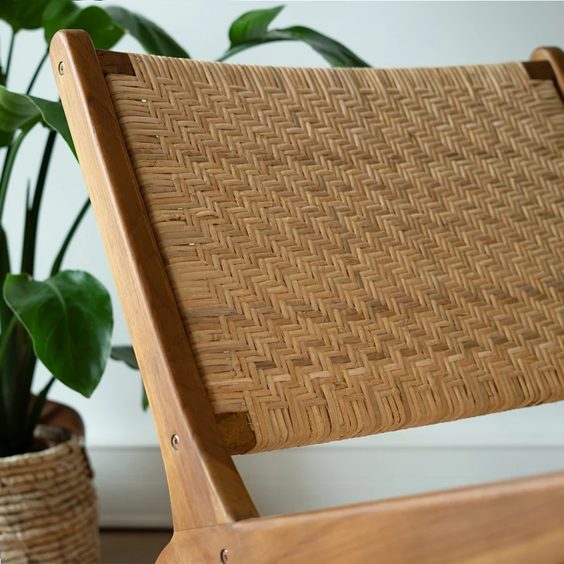 Fauteuil Kilka en teck et tressage chevron