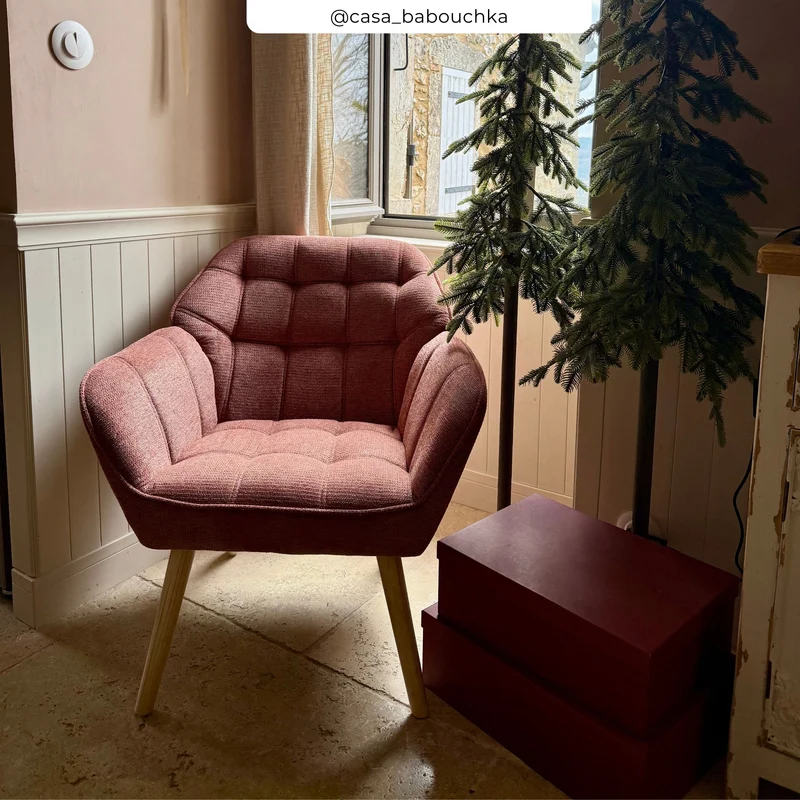 Fauteuil Simba en tissu rouge ancien
