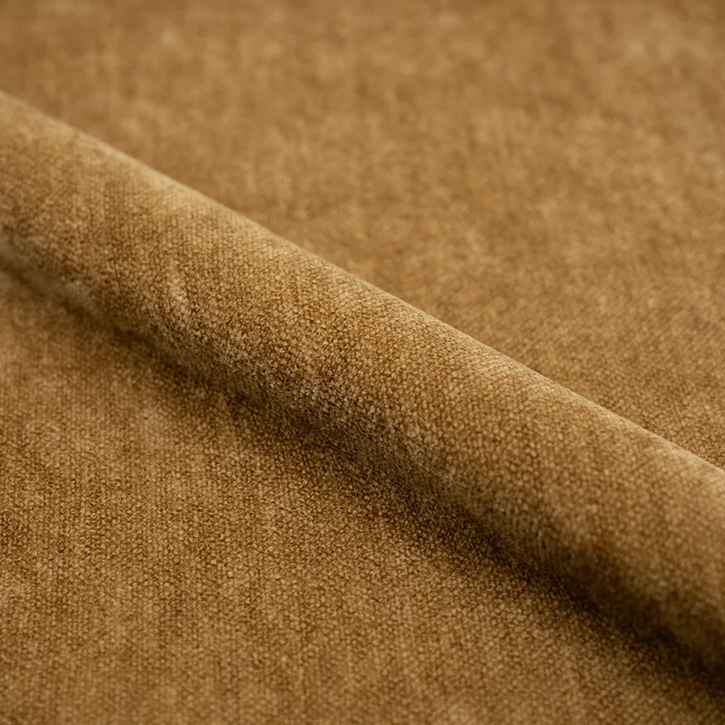 Fauteuil Ricci pivotant en tissu effet velours jaune moutarde