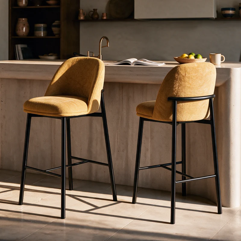 Lot de 2 chaises pour îlot central 67 cm Noah en tissu jaune moutarde