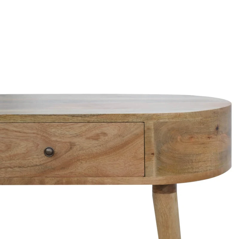 Petite table console London