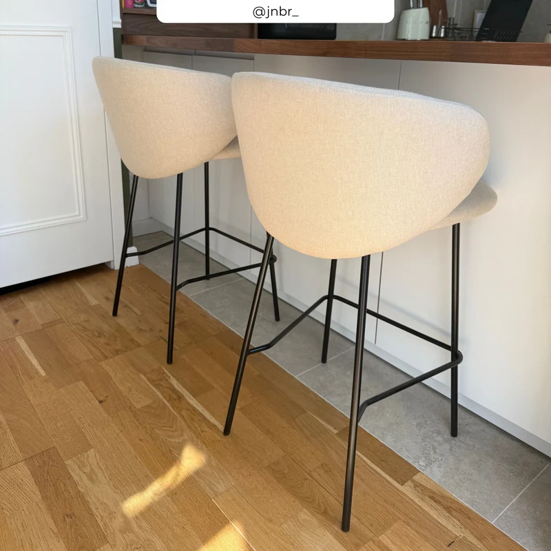 Chaise pour îlot central Victoria en tissu beige 67 cm (lot de 2)