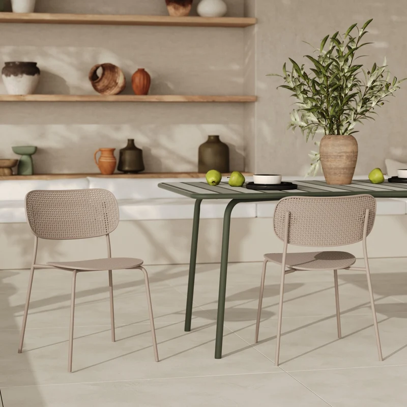Lot de 2 chaises de jardin empilables Géa en plastique beige