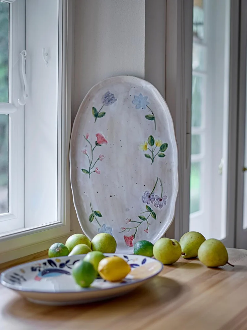 Plat à fleurs