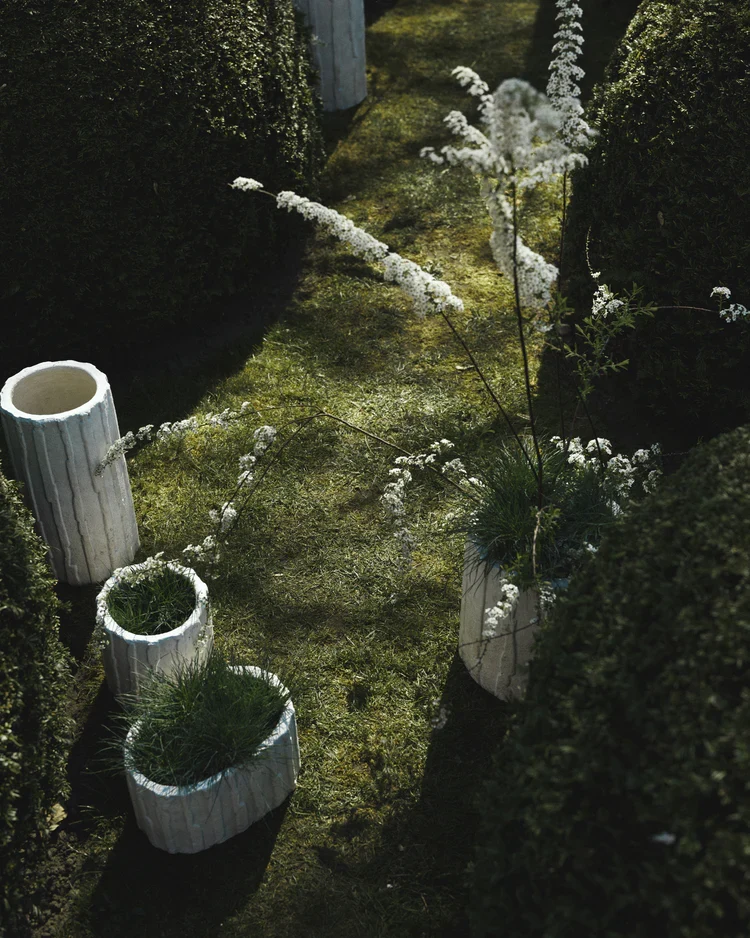Jardinière bas 03 blanc cassé Rift