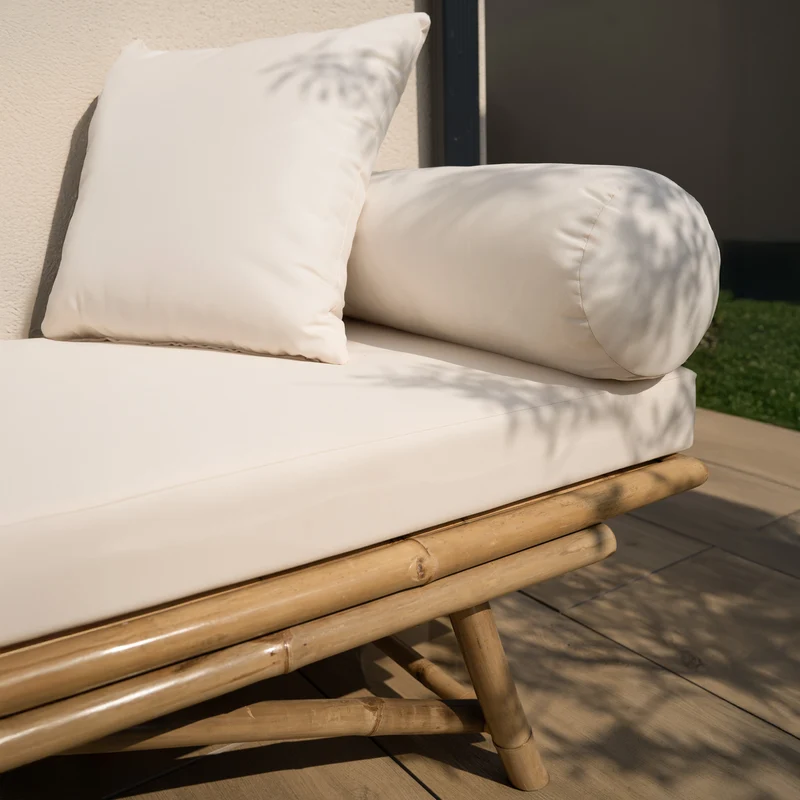 Banquette de jardin Vadella en bambou avec matelas