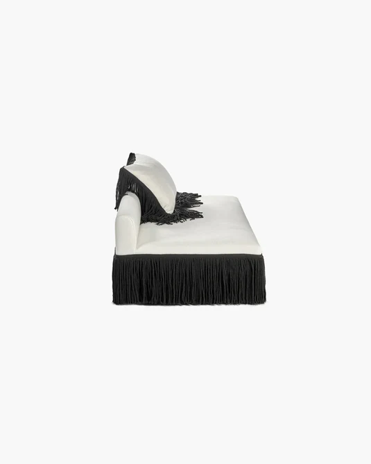 Canapé avec 1 coussin blanc avec franges noires Frou