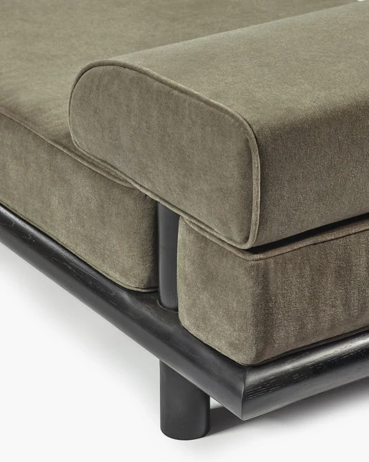 Lit de jour velours taupe + cadre chêne teinté noir Beth